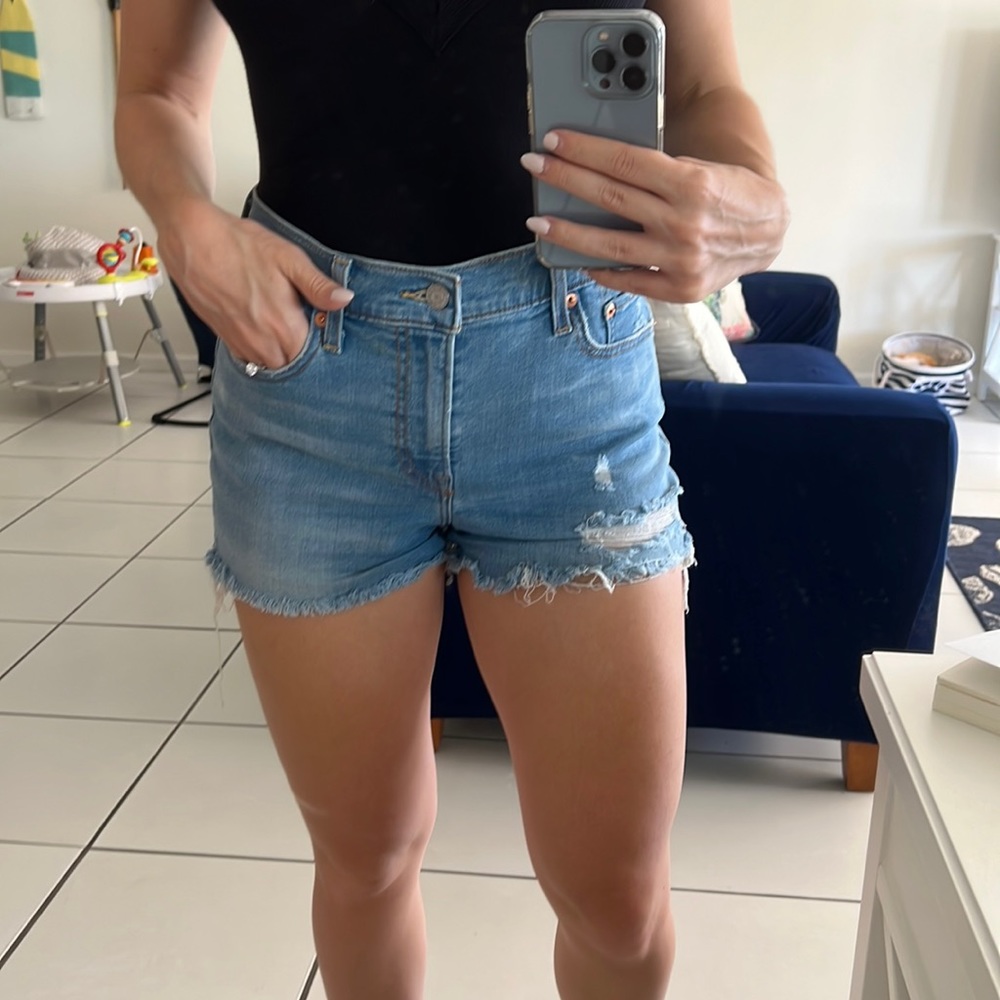 Levi’s shorts